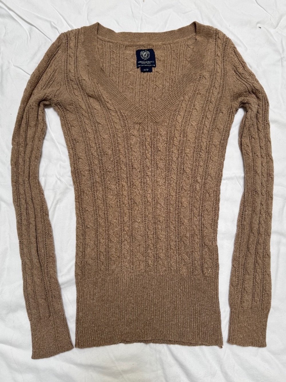 VINTAGE y2k American Eagle cable knit taupe v-neck sweater